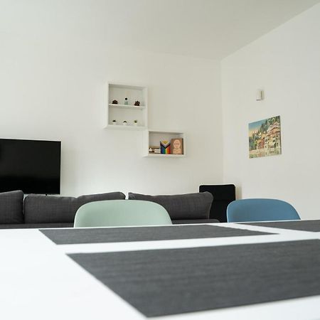 Piazza XX Settembre - Feel The Centre Διαμέρισμα Lecco Εξωτερικό φωτογραφία